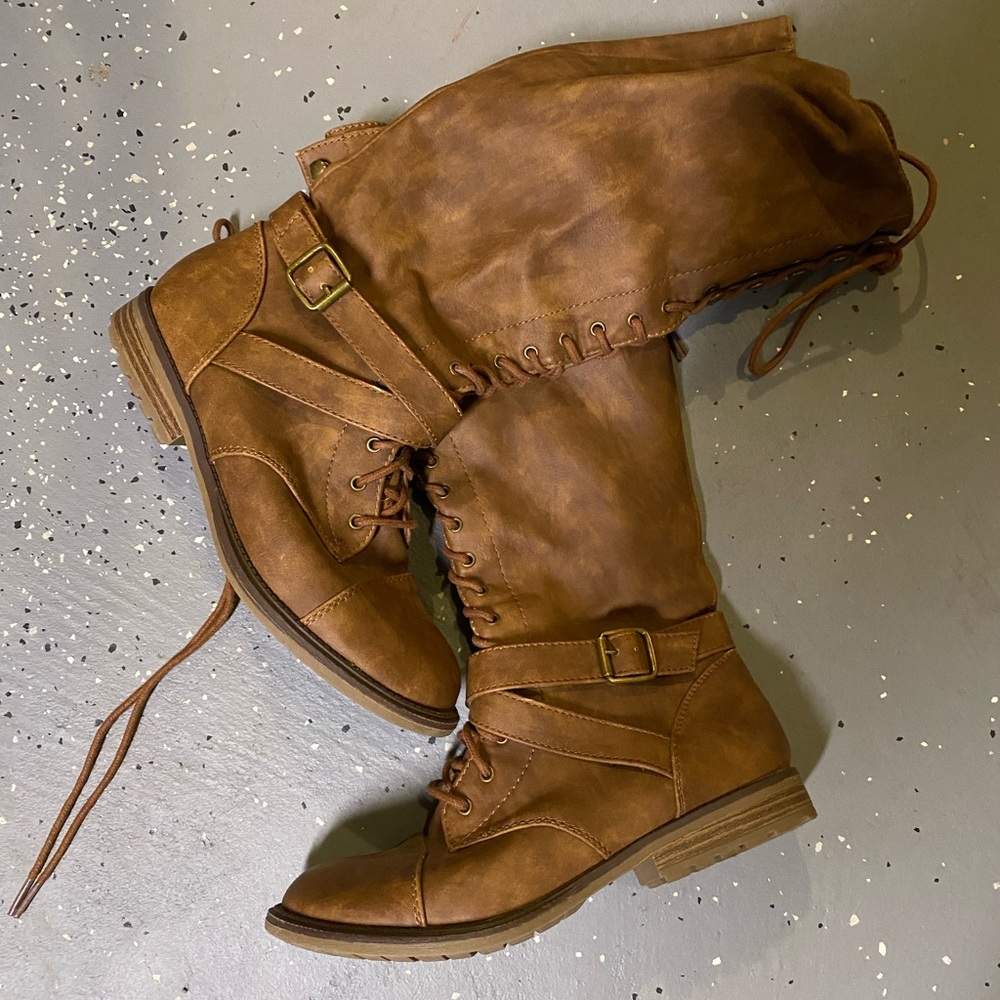 Lace up boots